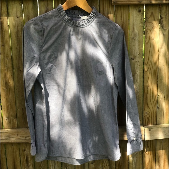 🎉NEW RUFFLE STUNNER SHIRT🎉. - Picture 3 of 5